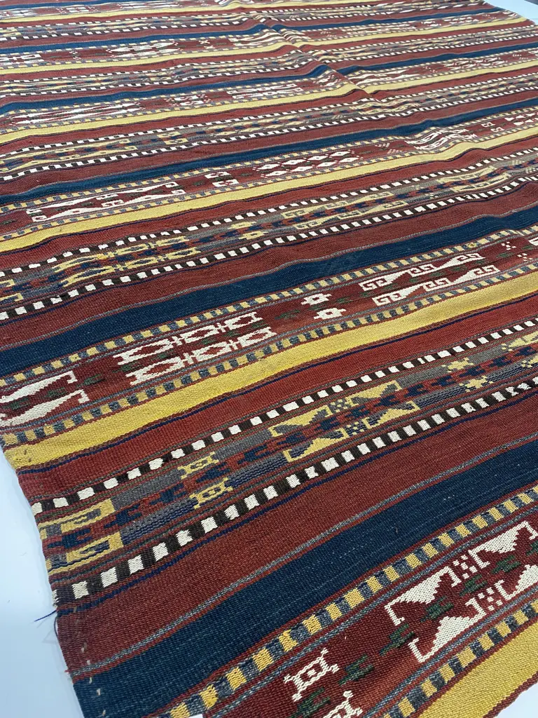 A Kurdish Azerbaijan rug, Image 1++